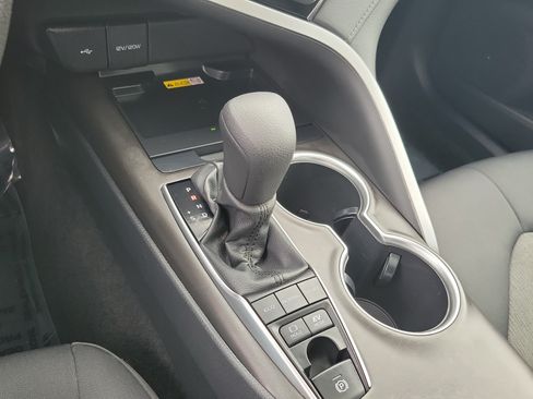 Certified 2022 Toyota Camry LE w/ Audio Upgrade Package FWD image 29