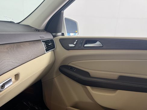 Used 2016 Mercedes-Benz GLE 350 image 12