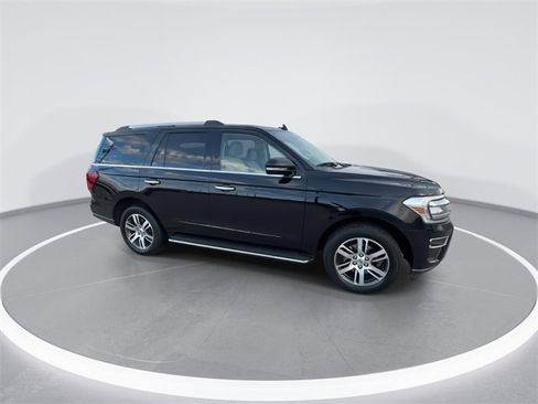 Certified 2022 Ford Expedition Limited image 13