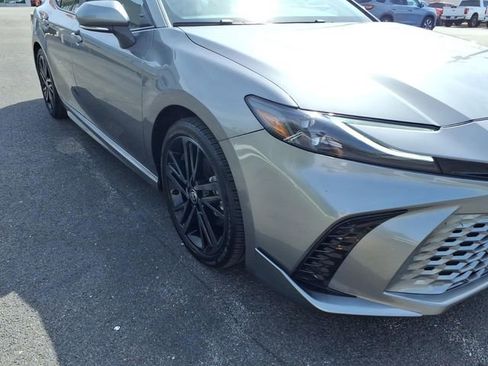 Used 2025 Toyota Camry XSE image 19