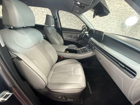 Used 2023 Hyundai Palisade SEL FWD image 11