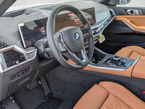 New 2026 BMW X5 xDrive50e w/ Executive Package AWD/4WD image 3