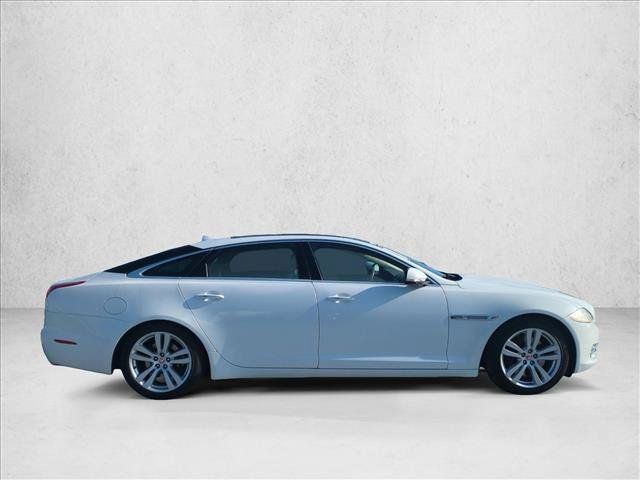 Used 2014 Jaguar XJ L Portfolio RWD image 4