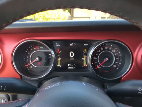 Used 2021 Jeep Wrangler Unlimited Rubicon w/ Safety Group image 33