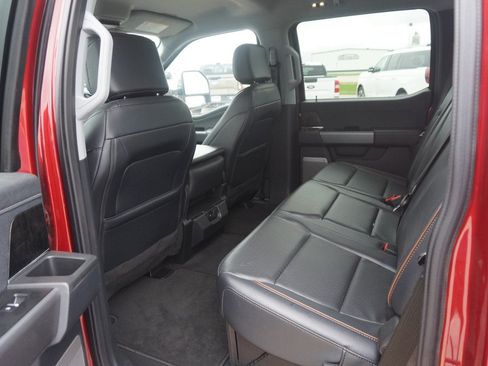 Used 2025 Ford F250 Lariat AWD/4WD image 8