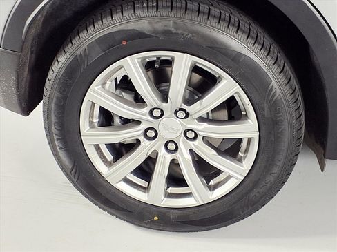 Certified 2023 Cadillac XT4 Premium Luxury w/ Cold Weather Package image 24