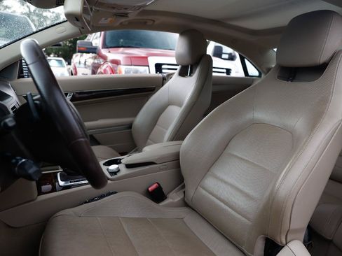 Used 2010 Mercedes-Benz E 350 Coupe image 6
