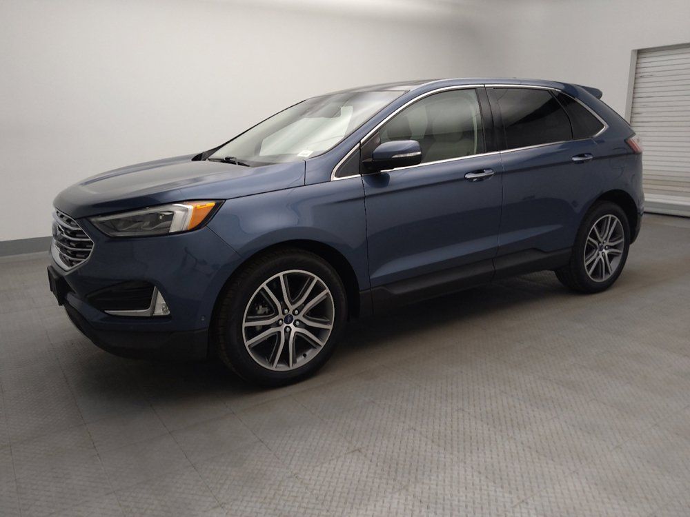 Used 2019 Ford Edge Titanium w/ Equipment Group 301A FWD image 2