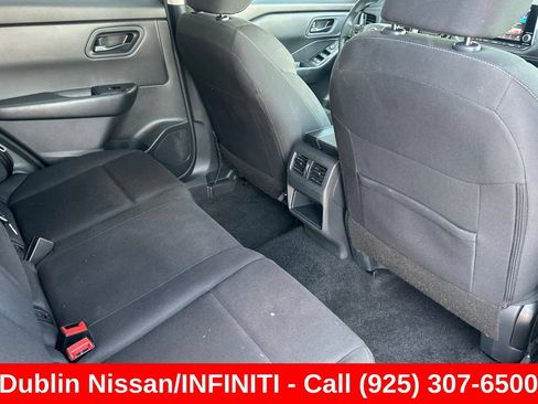 Used 2025 Nissan Rogue S FWD image 19