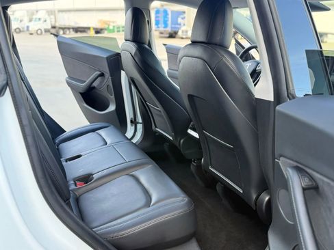 Used 2021 Tesla Model Y 2WD image 20