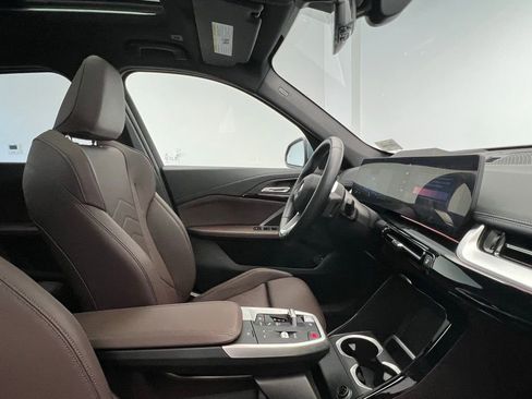 Used 2025 BMW X1 xDrive28i image 6