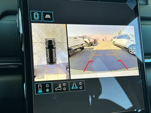 New 2026 GMC Terrain AT4 w/ Technology Package II AWD/4WD image 21