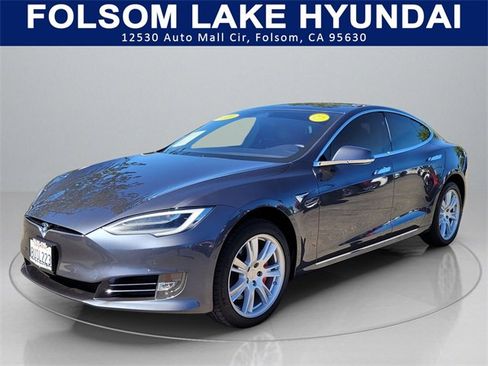 Used 2021 Tesla Model S Performance image 1