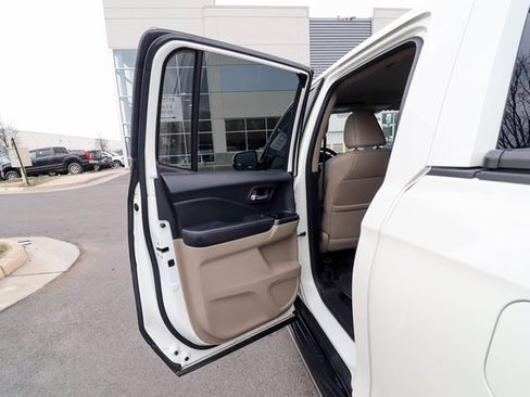 Used 2017 Honda Ridgeline RTL-T image 43