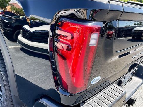 Used 2024 GMC Sierra 2500 Denali Ultimate w/ Snow Plow Prep/Camper Package AWD/4WD image 28