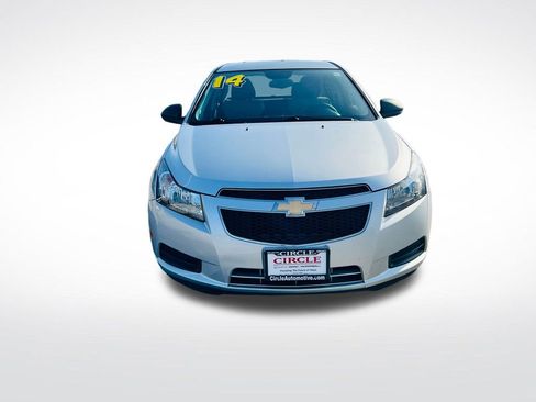 Used 2014 Chevrolet Cruze LS image 12