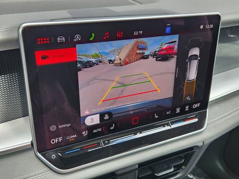 New 2026 Volkswagen Tiguan SE AWD/4WD image 9