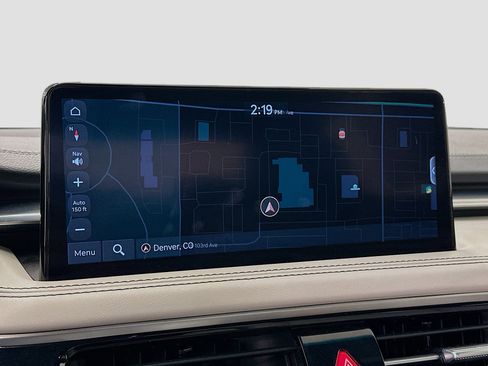 Used 2024 Genesis G70 2.5T image 22