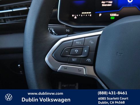 Certified 2025 Volkswagen Jetta Sport FWD image 20