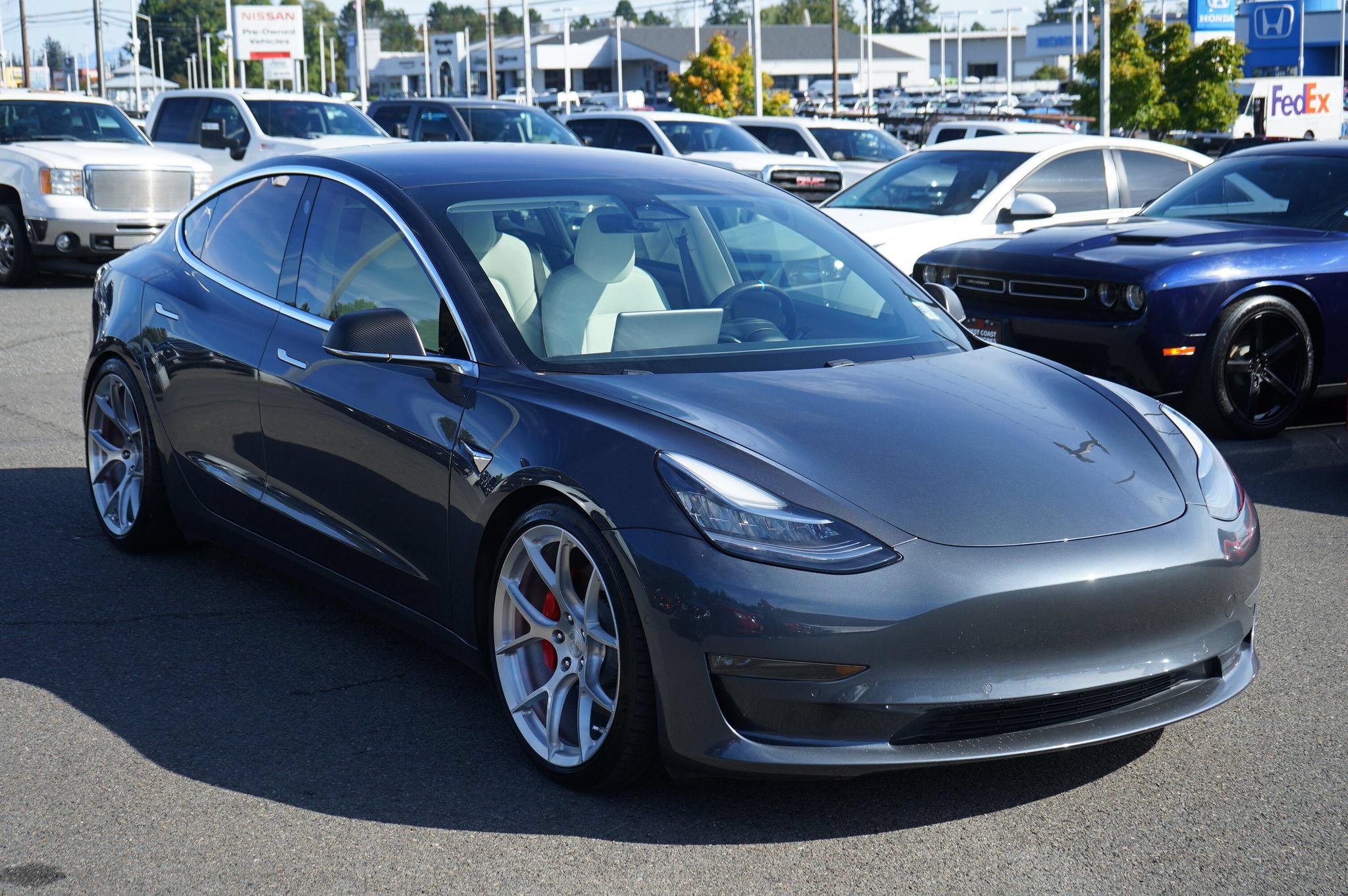 Used 2018 Tesla Model 3 Long Range AWD/4WD image 7