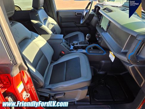 Certified 2024 Ford Bronco Black Diamond image 14