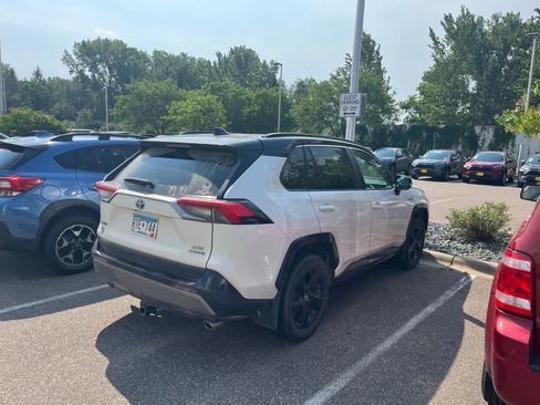 Certified 2019 Toyota RAV4 XSE w/ XSE Weather Package AWD/4WD image 4