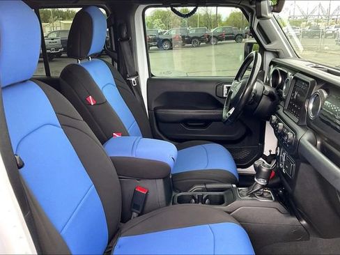Used 2020 Jeep Wrangler Unlimited Sahara w/ Uconnect 4C Nav & Sound Group AWD/4WD image 7