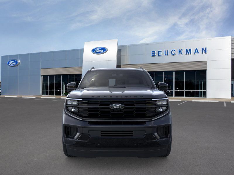 Used 2026 Ford Expedition Platinum w/ Stealth Performance Package AWD/4WD image 8
