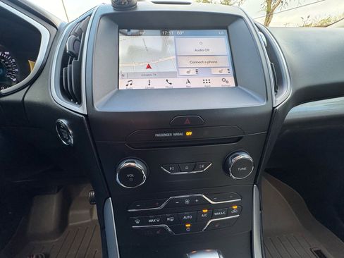 Used 2018 Ford Edge SEL w/ Equipment Group 201A image 19