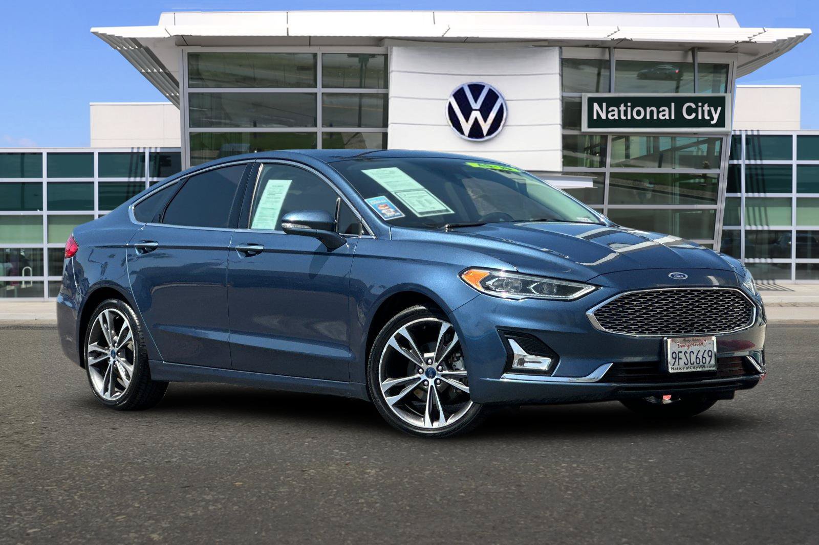 Used 2019 Ford Fusion Titanium FWD image 2