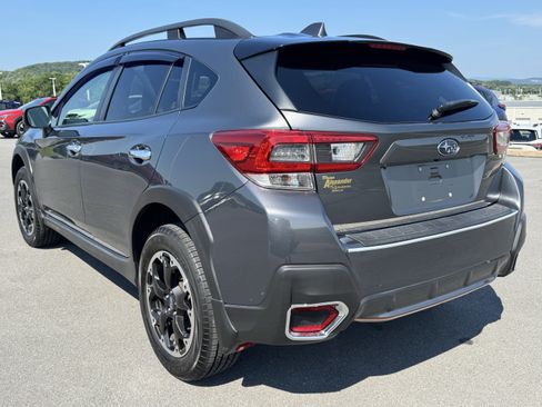 Used 2022 Subaru Crosstrek 2.0i Premium w/ Moonroof Package AWD/4WD image 6