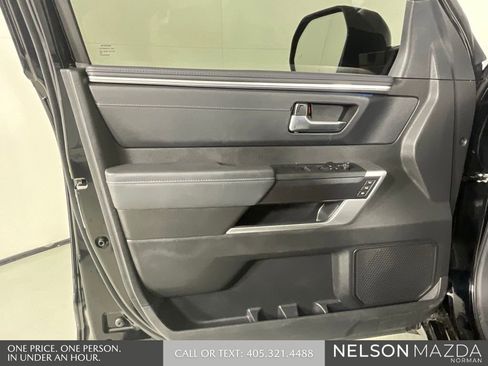 Used 2023 Toyota Tundra Platinum AWD/4WD image 21