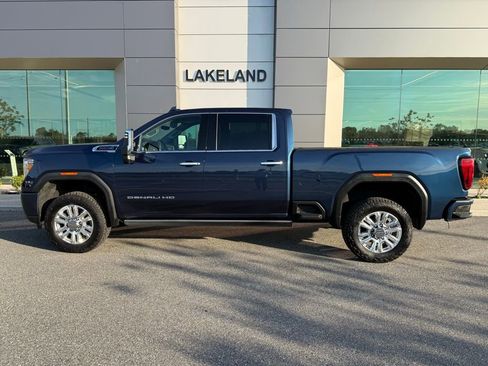 Used 2022 GMC Sierra 2500 Denali w/ Denali Ultimate Package AWD/4WD image 1
