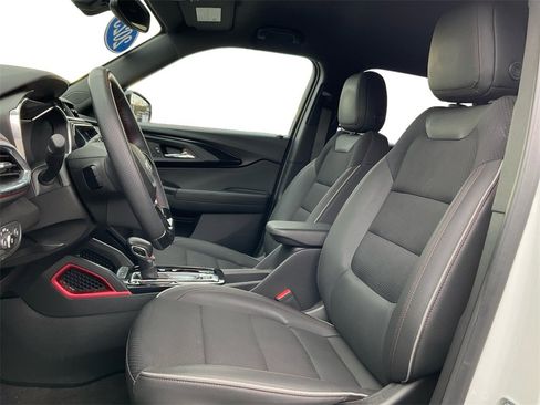 Used 2023 Chevrolet TrailBlazer RS w/ Convenience Package image 23