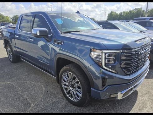 Used 2025 GMC Sierra 1500 Denali Ultimate AWD/4WD image 7
