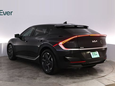 Used 2025 Kia EV6 Light AWD/4WD image 17