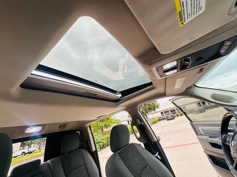 Used 2014 RAM 1500 Outdoorsman image 28