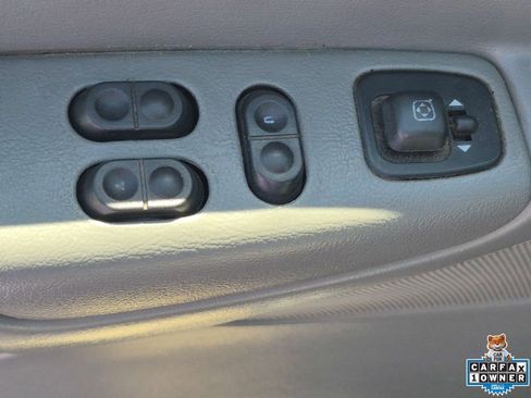 Used 2006 Ford E-150 and Econoline 150 RWD image 13