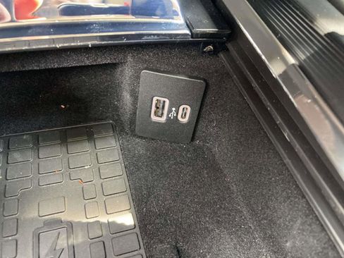 Used 2025 Lincoln Corsair Reserve w/ Equipment Group 202A image 27