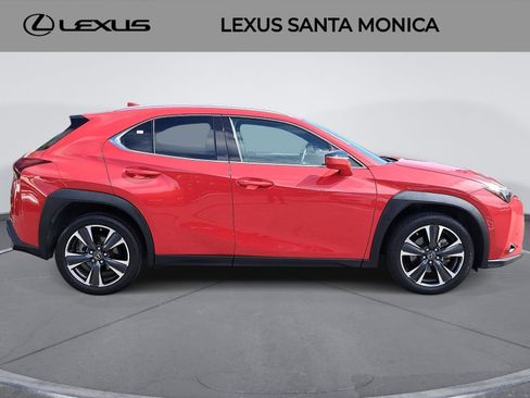 Used 2023 Lexus UX 250h FWD w/ Accessory Package (Z2) image 4