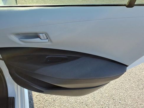 Certified 2024 Toyota Corolla LE image 18