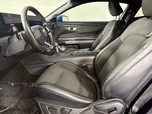 Used 2024 Ford Mustang Coupe image 21