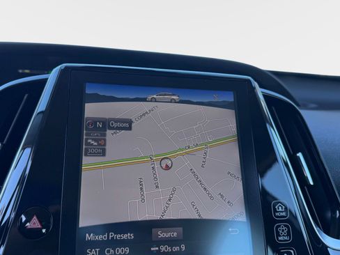 Certified 2020 Toyota Prius Prime XLE image 32