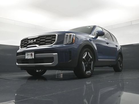 Used 2023 Kia Telluride S w/ S Sunroof Package AWD/4WD image 20