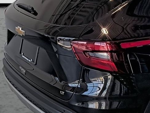 New 2026 Chevrolet Trax LT w/ Driver Confidence Package FWD image 15