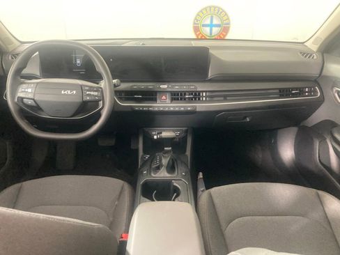 Used 2025 Kia K4 FWD image 7