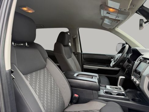 Used 2018 Toyota Tundra SR5 w/ SR5 Upgrade Package image 25