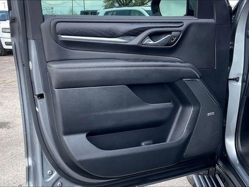 Used 2021 GMC Yukon Denali w/ Denali Ultimate Package image 17