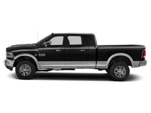 Used 2018 RAM 2500 Laramie w/ Sport Appearance Group AWD/4WD image 3