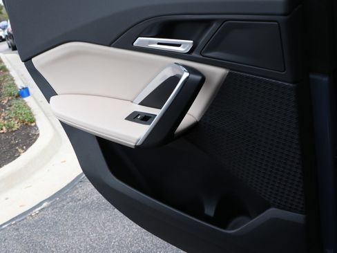 Certified 2025 BMW X1 xDrive28i w/ Technology Package image 33